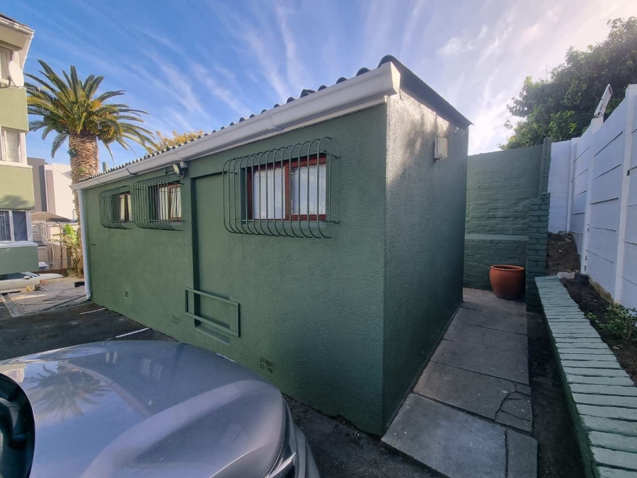To Let 0 Bedroom Property for Rent in Sea Point Western Cape